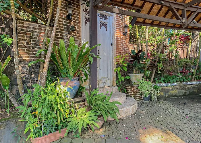 2 Bedroom With Swimming Pool In Balangan, Bali جيمباران